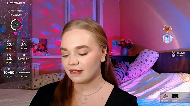 EmiRisse online show from November 22, 7:05 pm