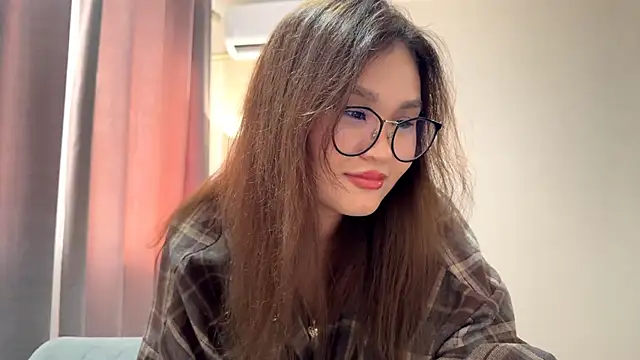 HoneyKitsu online show from November 21, 9:11 am