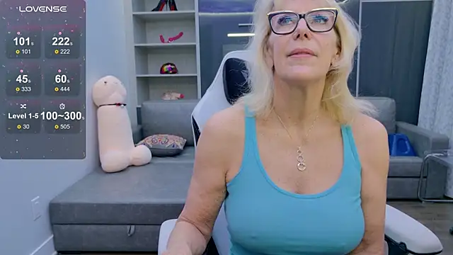 FitCougar online show from November 27, 9:39 pm