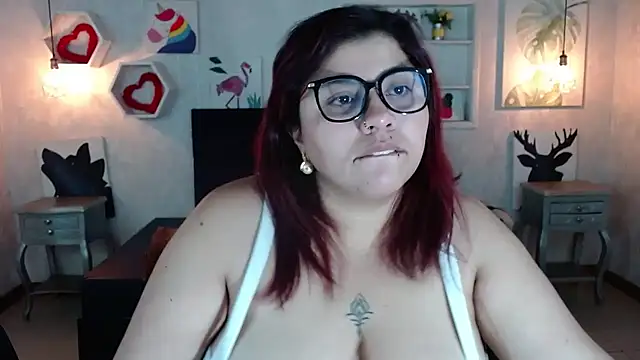 danna garza online show from February 19, 4:23 am