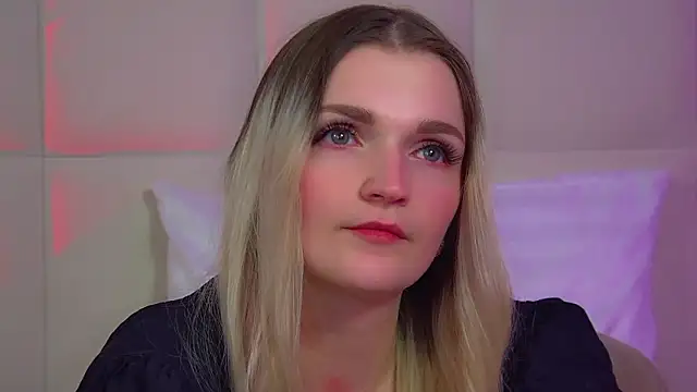 AnnyRaii online show from January 31, 7:11 pm