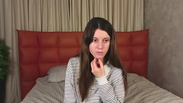 VelvetNyxen online show from November 29, 3:05 pm