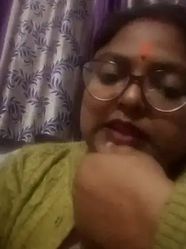 Simran62 online show from January 6, 6:00 pm