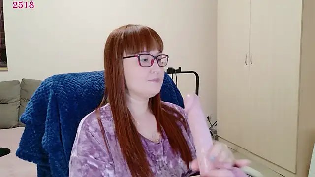 Foxy-lady online show from April 14, 7:14 pm