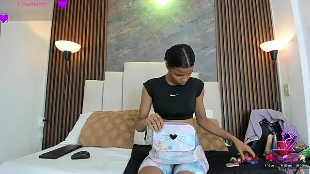 catiusca reyes 03 online show from March 22, 12:33 pm