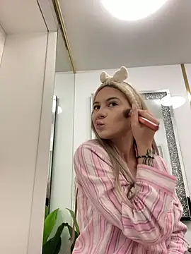 Chloe GraceeX online show from February 1, 9:02 pm