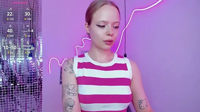 lucy loy online show from December 19, 2:20 pm