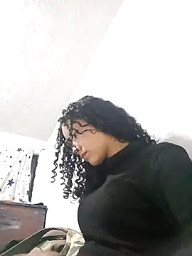 pettymoon1 online show from December 15, 11:54 pm