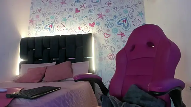 ISA RIVAS online show from December 5, 12:06 pm