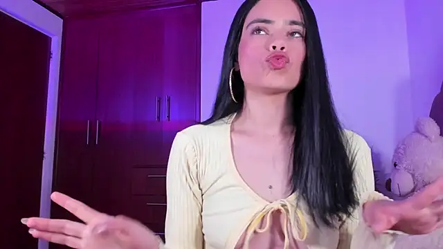 BelleVaal online show from November 25, 3:41 am