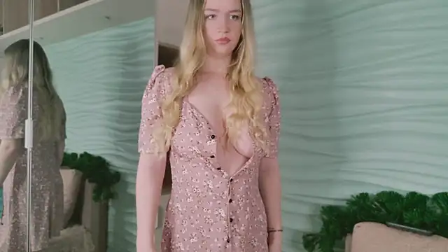 BigTitsLady- online show from December 3, 11:29 pm