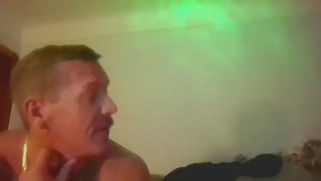 LuxeLoverZ online show from November 19, 5:29 am