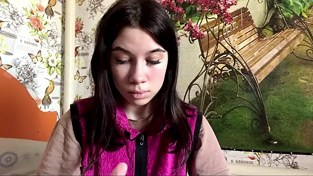 DebbiGoodknight online show from February 15, 10:03 am