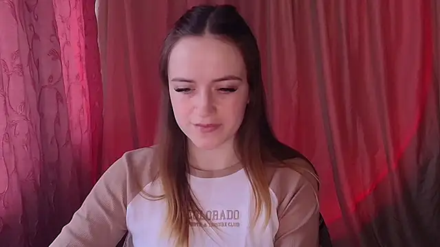 Illa May online show from February 12, 8:38 am