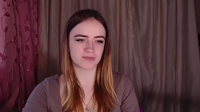 Illa May online show from December 4, 6:26 am