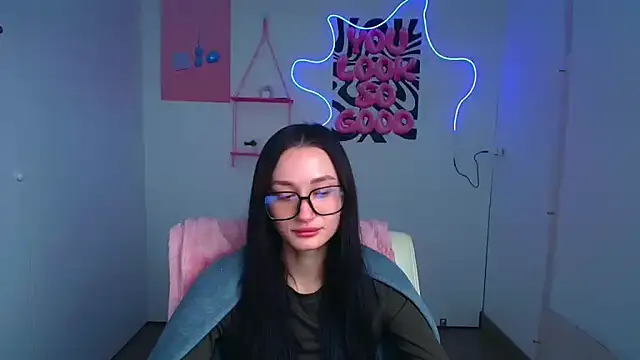 Stella XO online show from February 18, 6:56 am