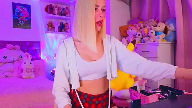 MadamBarbiee online show from February 6, 12:03 am