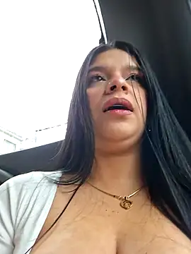 Layla-daring online show from November 29, 7:07 pm