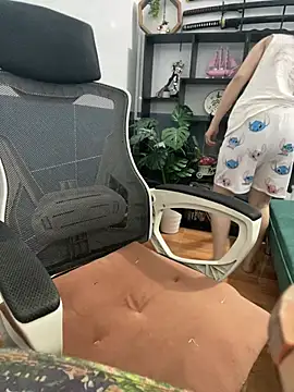 XndSeraphina online show from March 27, 10:05 am