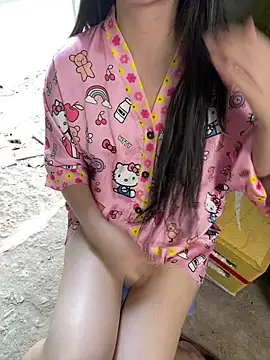 XndSeraphina online show from March 8, 4:49 am