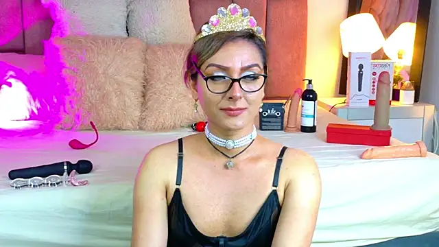 Lunitaa Diva online show from March 5, 4:14 pm