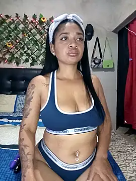 selena foxx12 online show from November 22, 2:58 am