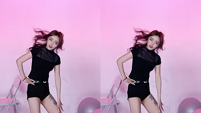 CM---002 online show from March 24, 1:55 am