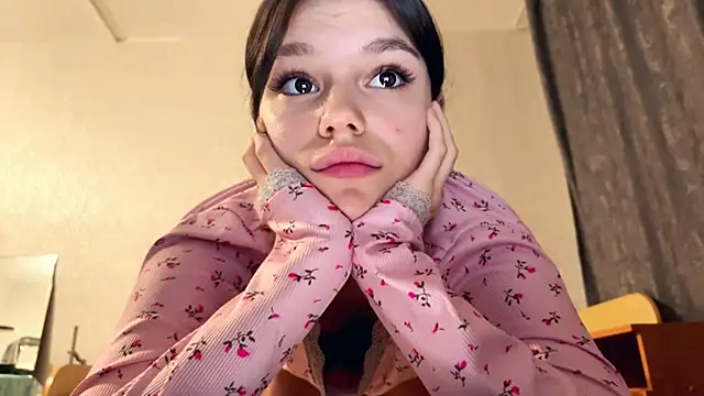 StacieGregoreski online show from November 22, 4:09 pm