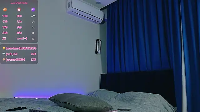 Lina lust  online show from February 13, 11:39 pm