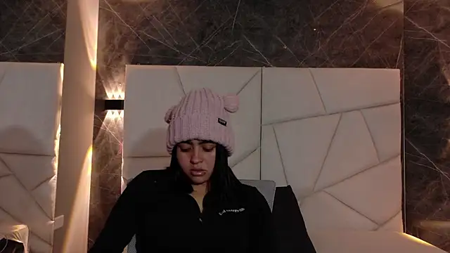 mia violet8 online show from November 26, 2:12 am