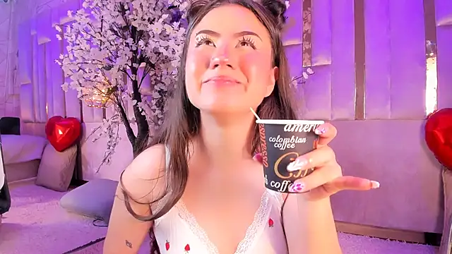 Naomistart online show from February 17, 8:02 am