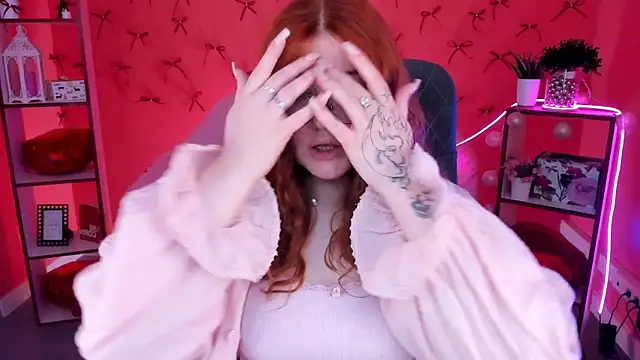 StaceyJensen online show from February 24, 1:21 pm