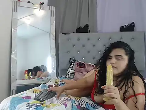 DafnneRoss online show from November 27, 9:17 pm