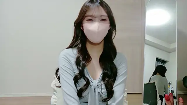 alicechan v online show from June 10, 11:31 am
