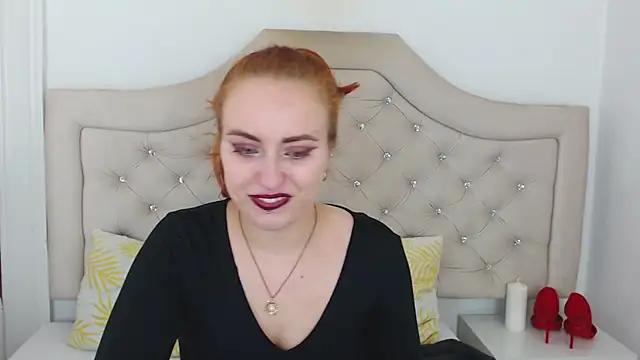 RubyBigBoobs online show from December 4, 5:24 pm