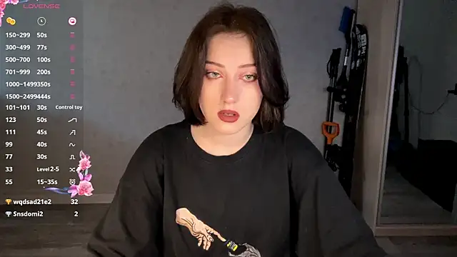 Meowluly online show from March 30, 10:20 pm