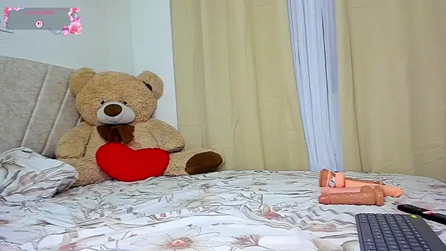 lia sweetty online show from January 17, 12:07 am