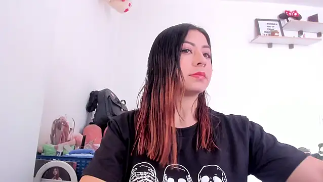 MaddieHunter online show from March 12, 3:15 pm