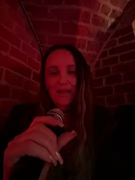 TomilaSi online show from March 28, 10:30 pm