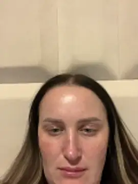 TomilaSi online show from April 4, 10:52 pm