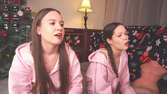 VirginiaRowe online show from December 14, 1:28 pm