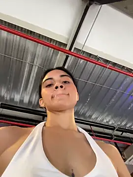 Miia moonn online show from April 18, 5:15 pm