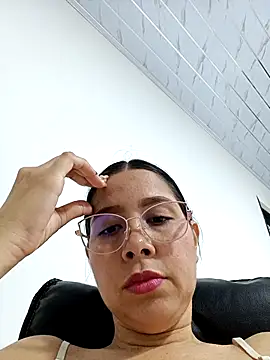 KarelysAC online show from November 28, 12:57 am