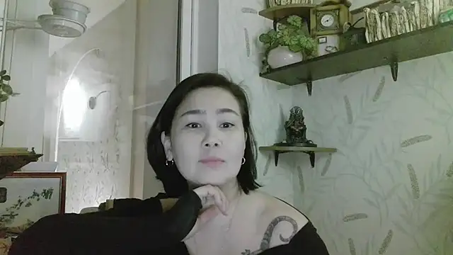 Nettie Allie online show from February 16, 7:36 pm