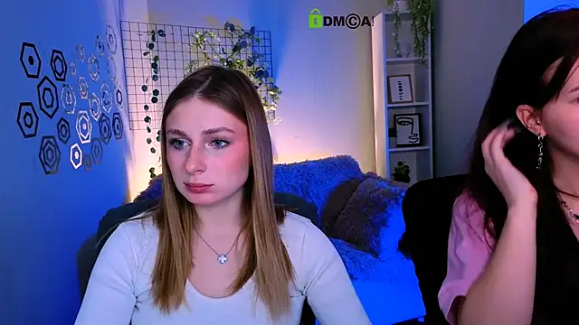 mary meow hot online show from January 17, 9:00 pm