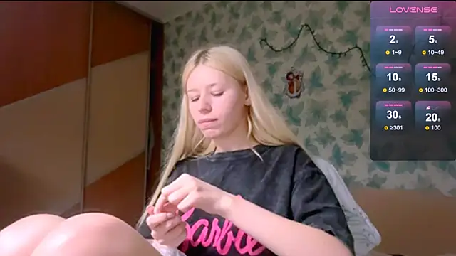 Barbie Blondie online show from April 10, 4:13 pm