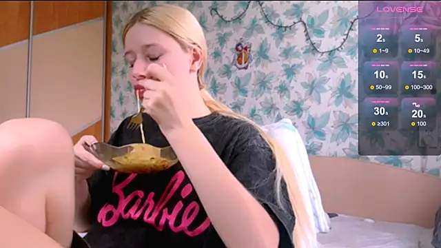 Barbie Blondie online show from April 8, 11:56 am