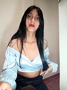 Im Kloe online show from December 15, 10:04 pm