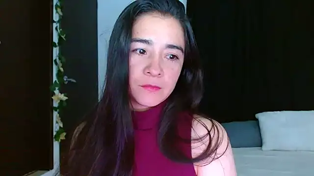 seductrixee online show from January 14, 5:45 am