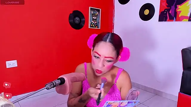 Melani  HoTT online show from July 21, 6:03 am